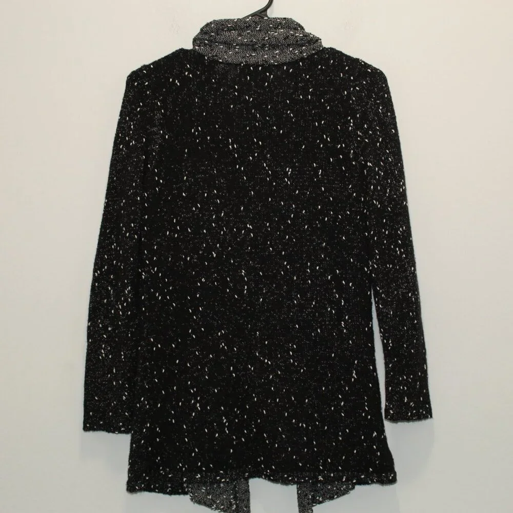 Liz Claiborne liz claiborne