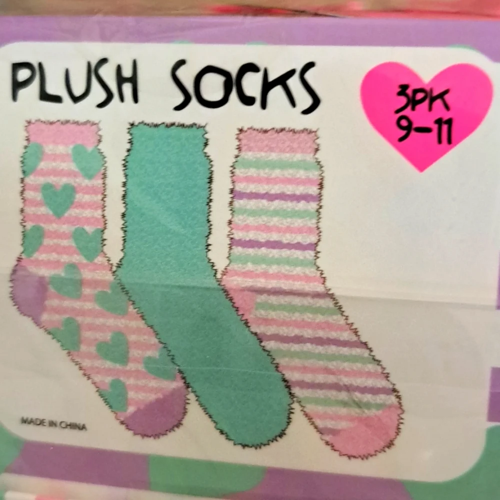 Betsey Johnson Women's Pink & Blue Striped 3-Pair Cozy Socks Gift Box Set