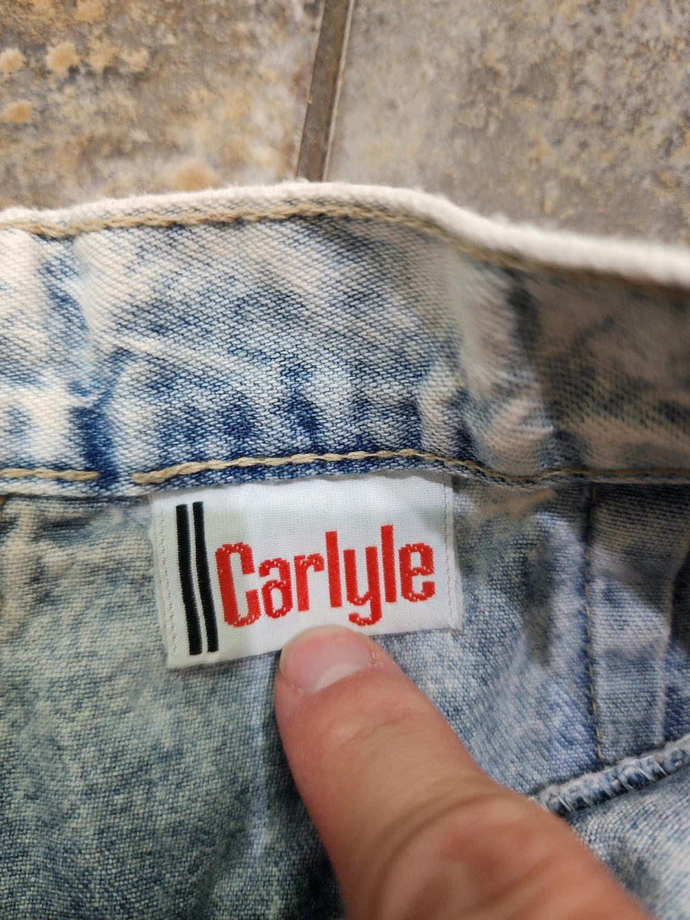 Vintage 90s Carlyle Women's 26 Acid Wash Baggy Denim Mom Jean Jorts Shorts
