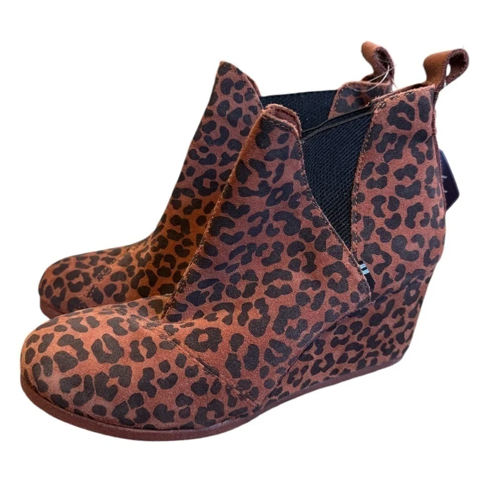 Toms brand new