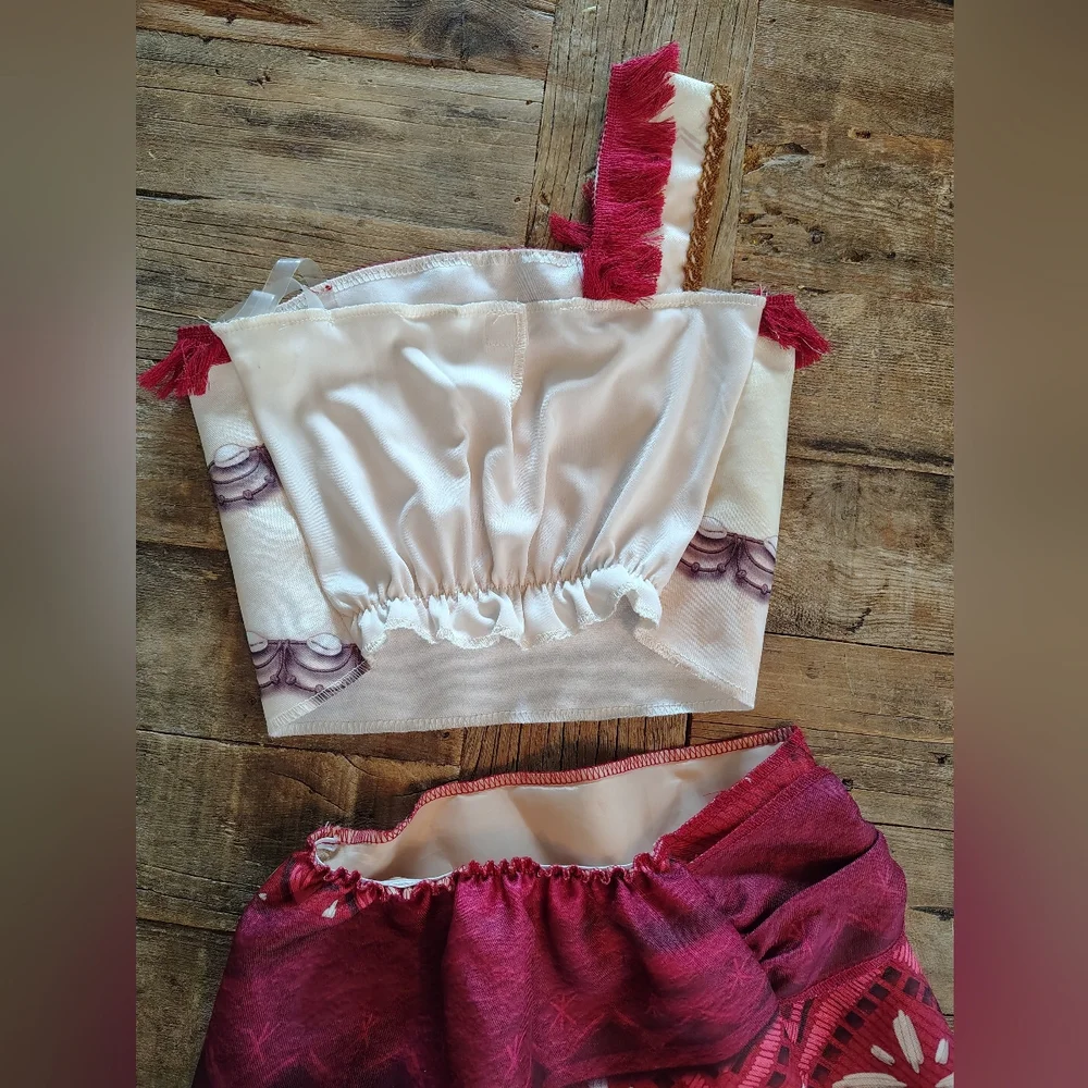Disney Moana‎ 2 Costume Girls Size 4-6 Two Piece Outfit Skirt & Top
