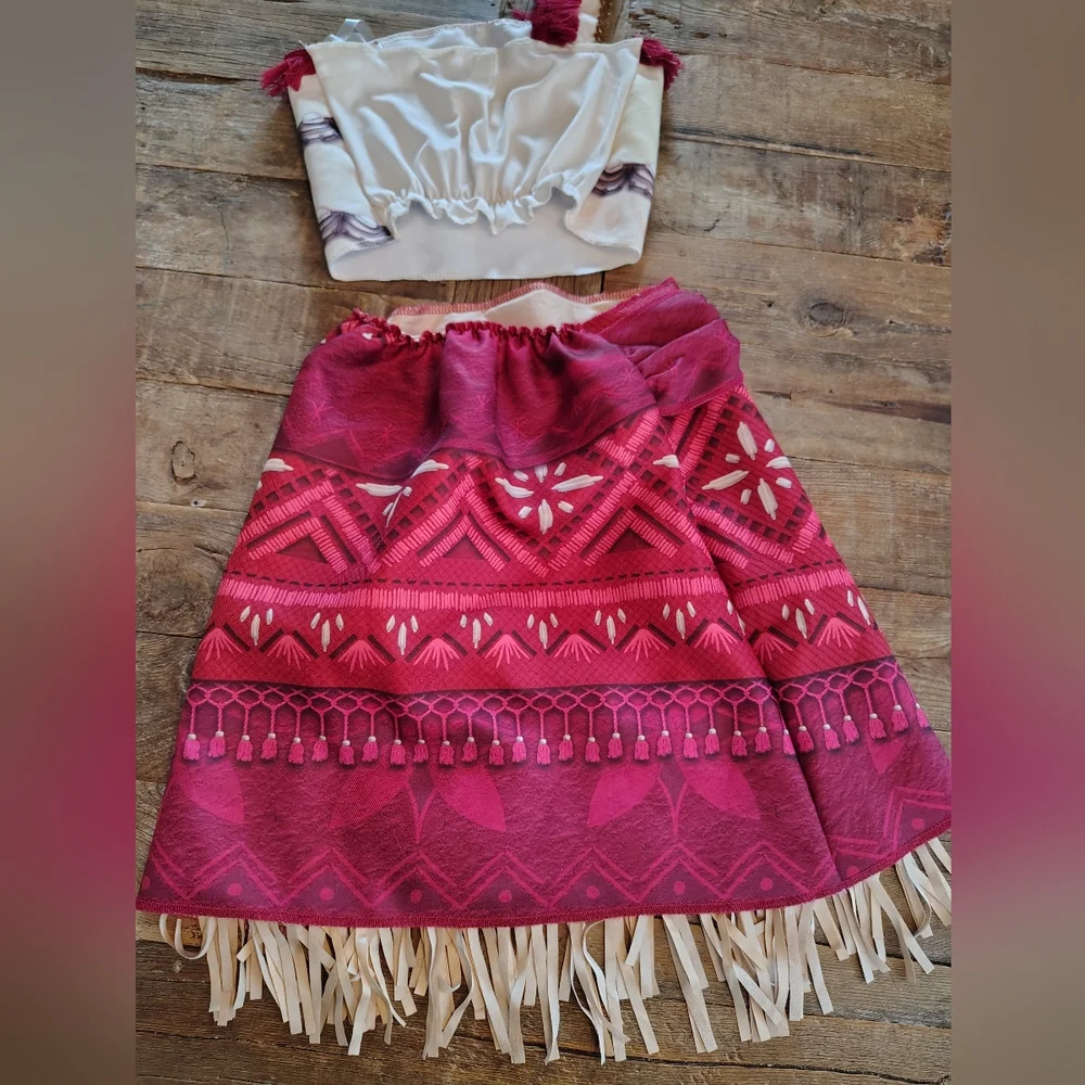 Disney Moana‎ 2 Costume Girls Size 4-6 Two Piece Outfit Skirt & Top