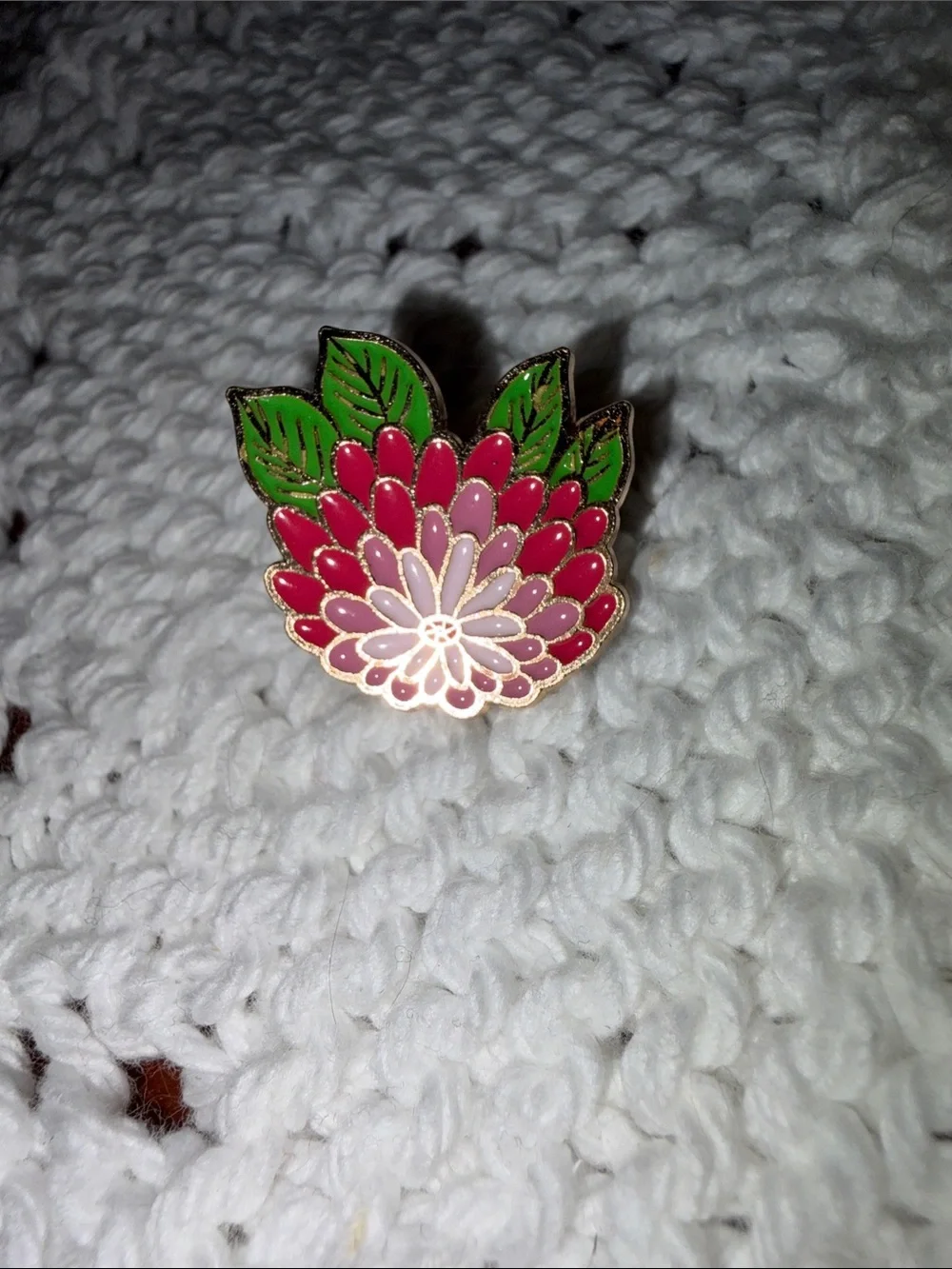 Pink Chrysanthemum Floral Enamel Pin Brooch NWT