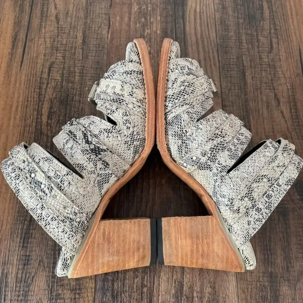 Freebird Caitlyn Leather Sandal Snake Embossed Buckle Heel Size 9 Black White