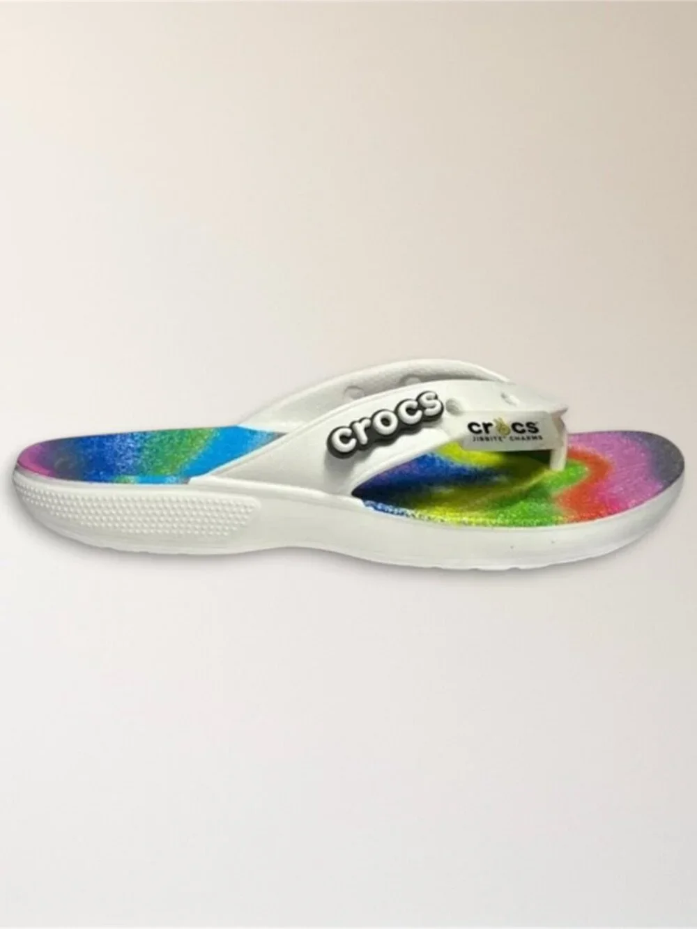 NWT Crocs Classic Flip Rainbow White Spray Tie Dye Sandals Men's 6 Beach Travel