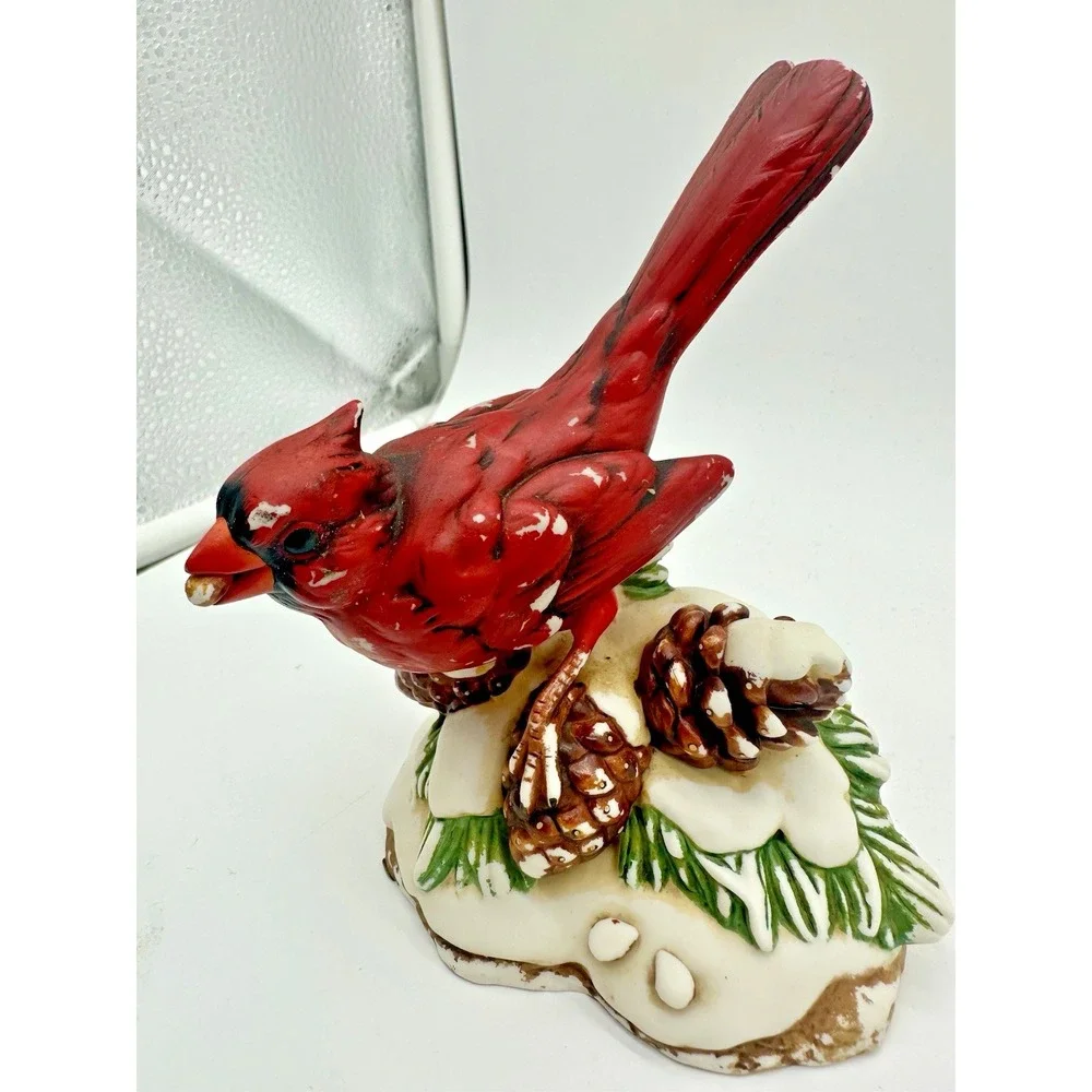 N/A species cone figurine