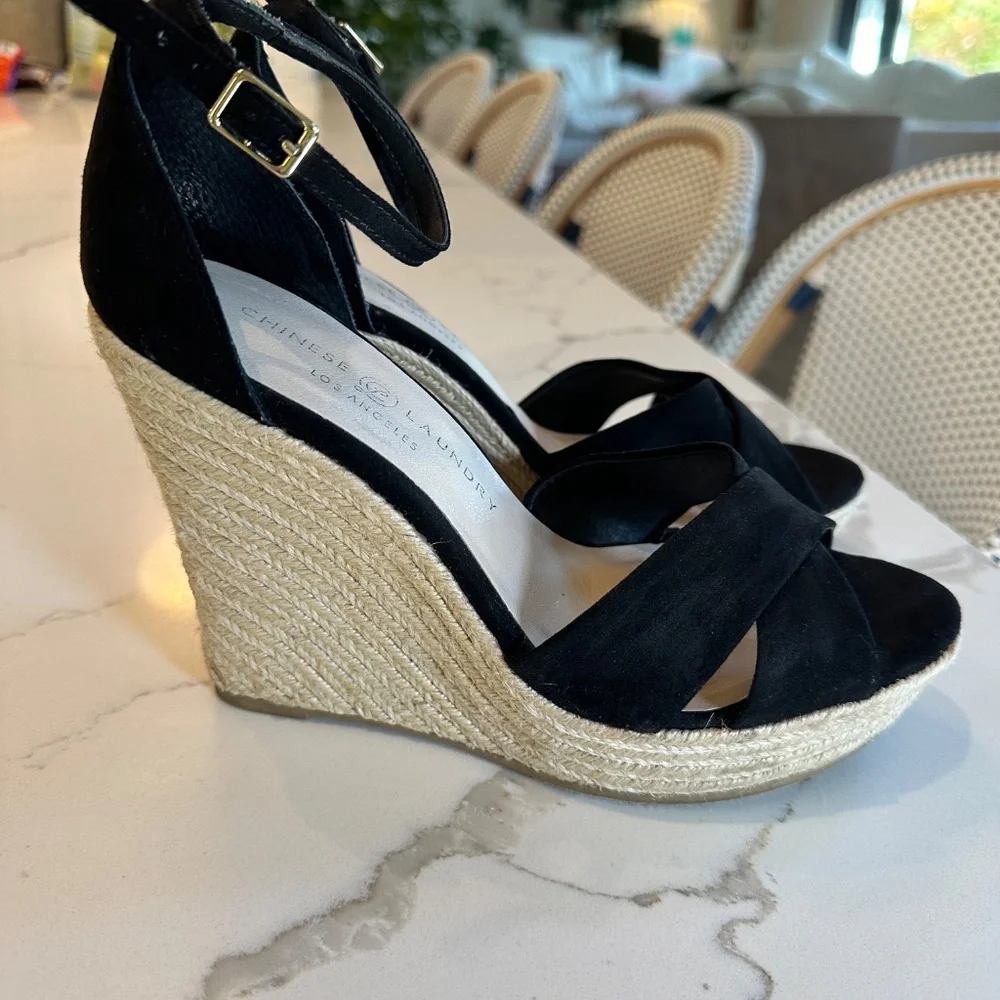 Chinese Laundry these wedges