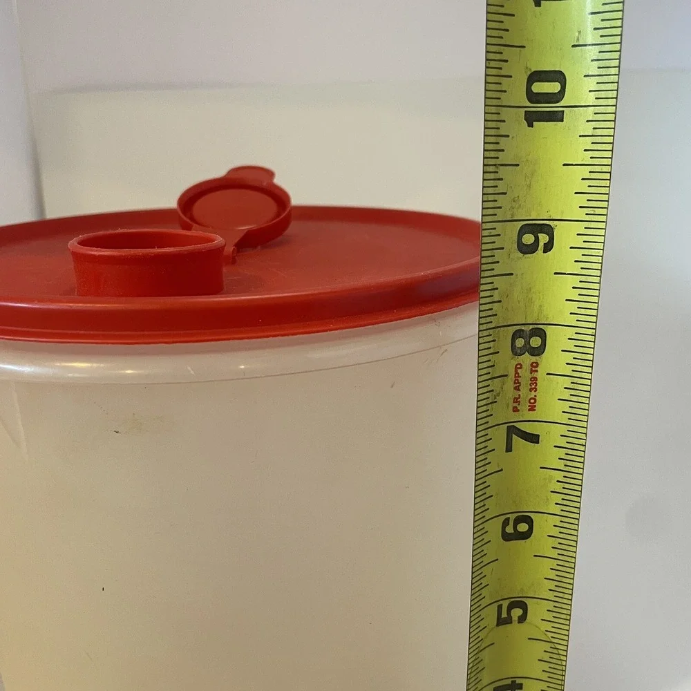 Vintage Tupperware Super Saver Large Round‎ Storage Container Pour Spout Lid
