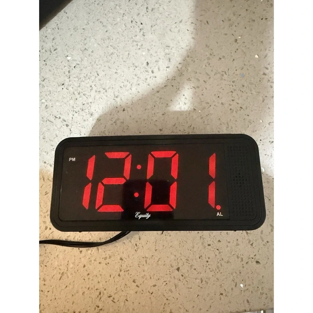 Vintage Equity Alarm Clock LED Digital BIG NUMBERS-TESTED‎ WORKS Model 30402