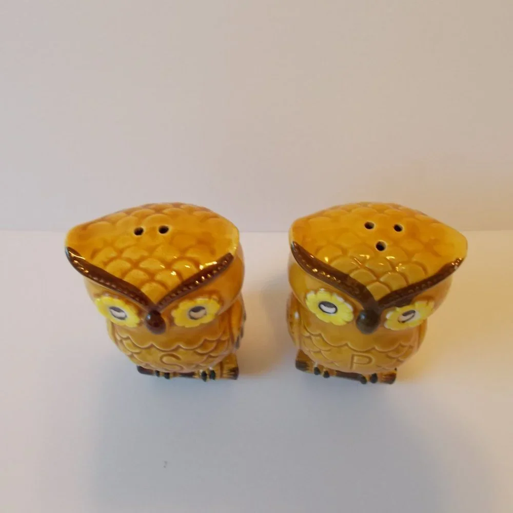 VTG Retro Owl Ceramic Salt &‎ Pepper Shakers Made in Japan