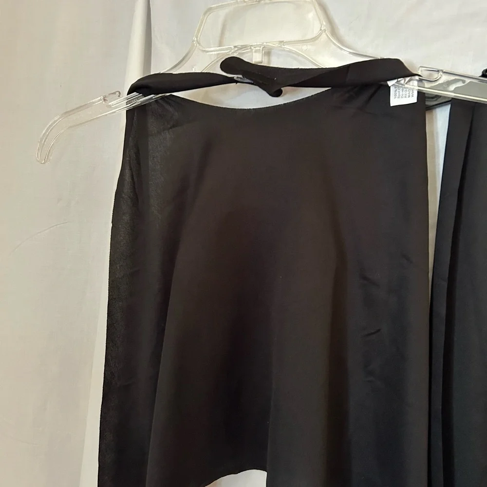 Black Cape‎ with Red Spider Emblem