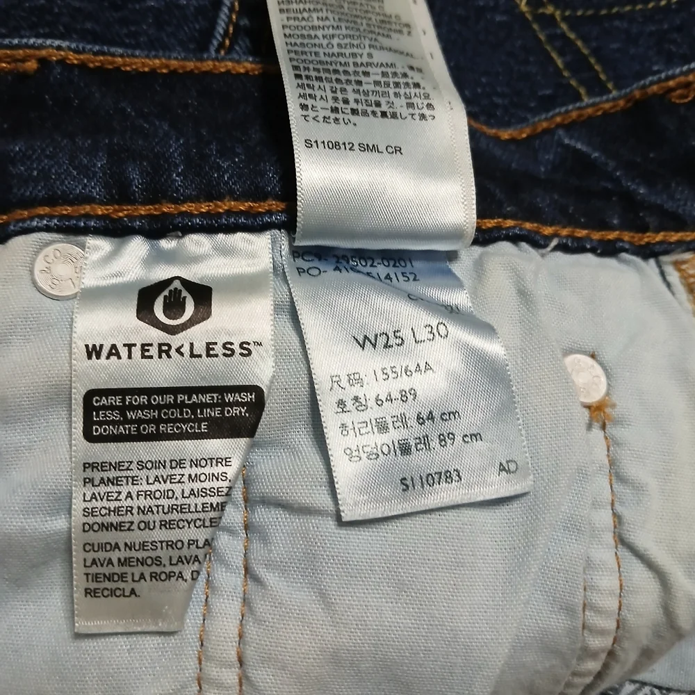 Levis indigo ideal