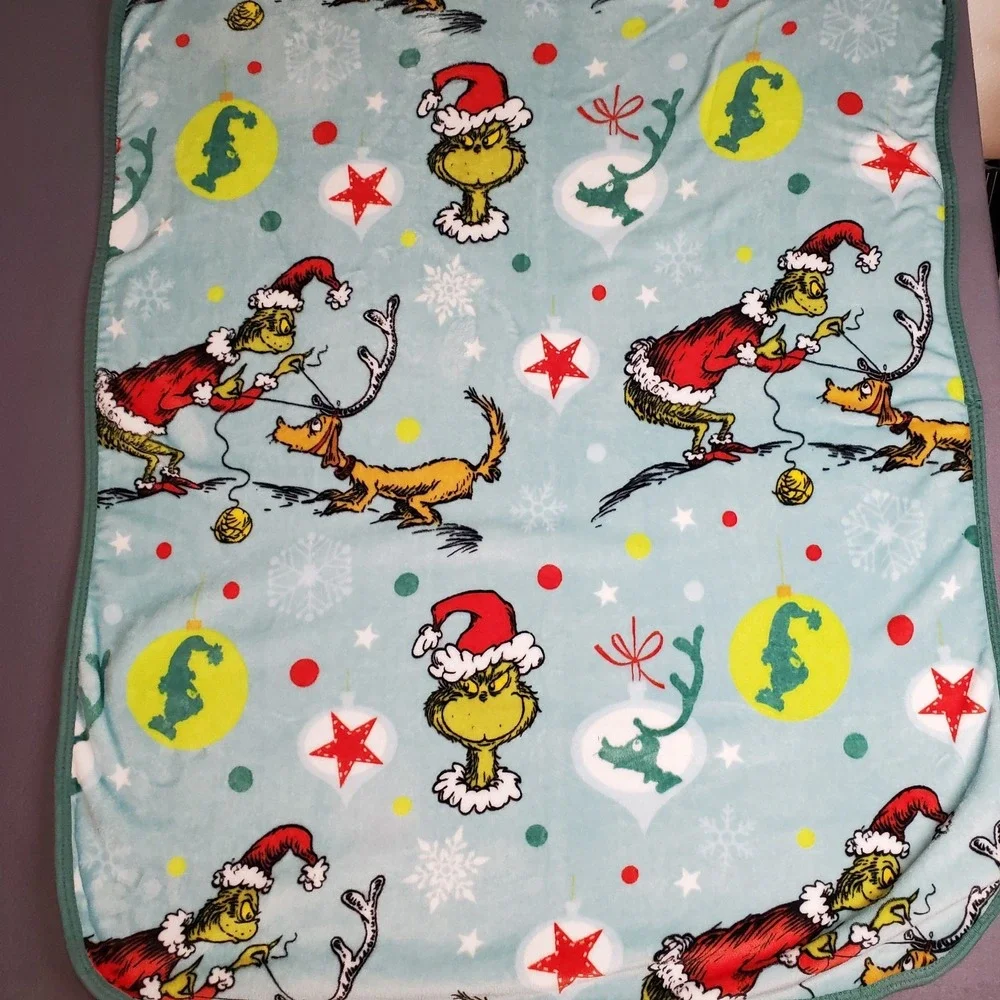 The Grinch Plush Throw Blue Blanket‎ Christmas Holiday Max Dog Stars 38x48