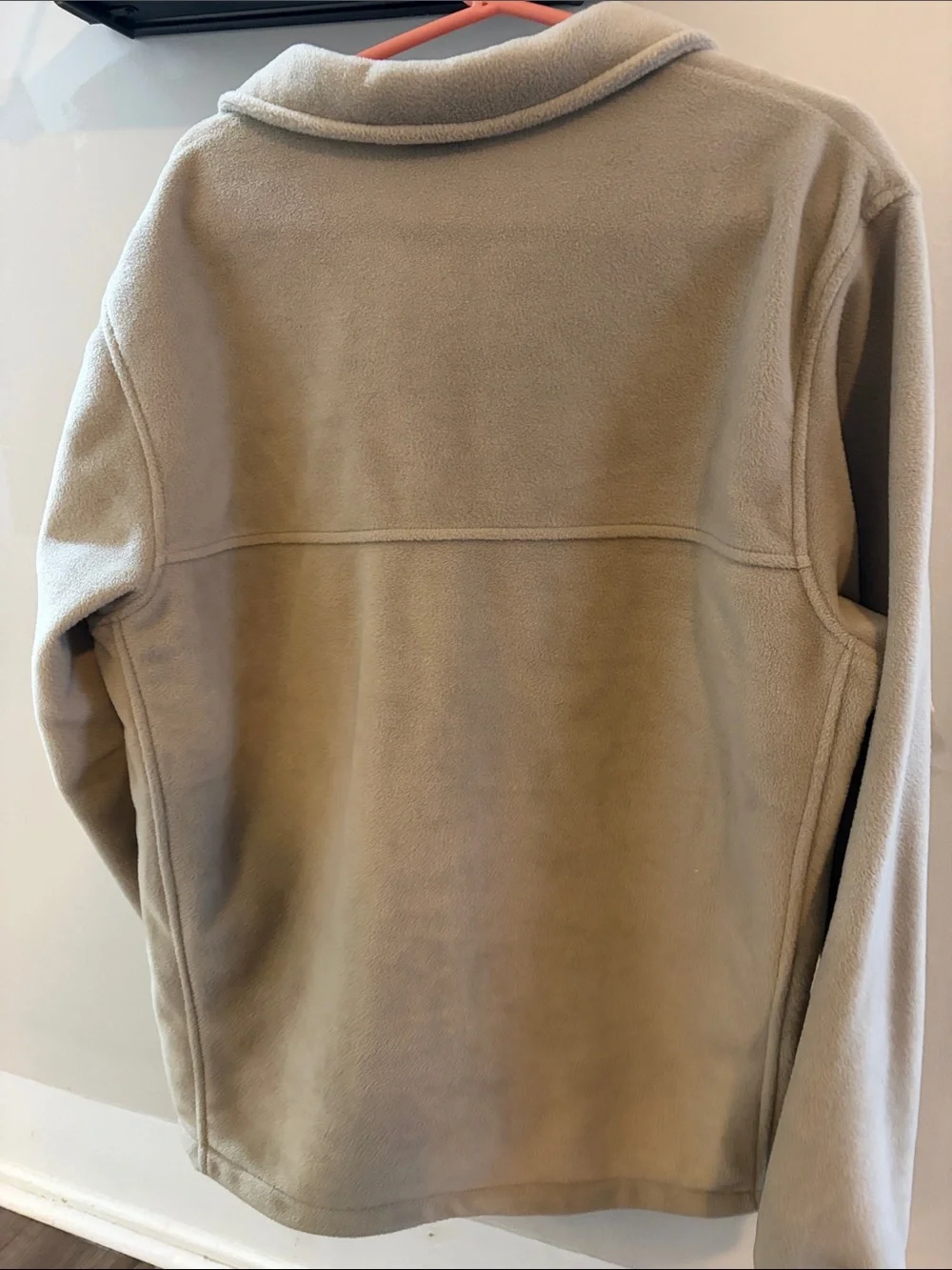 Columbia embroidered neutral classic