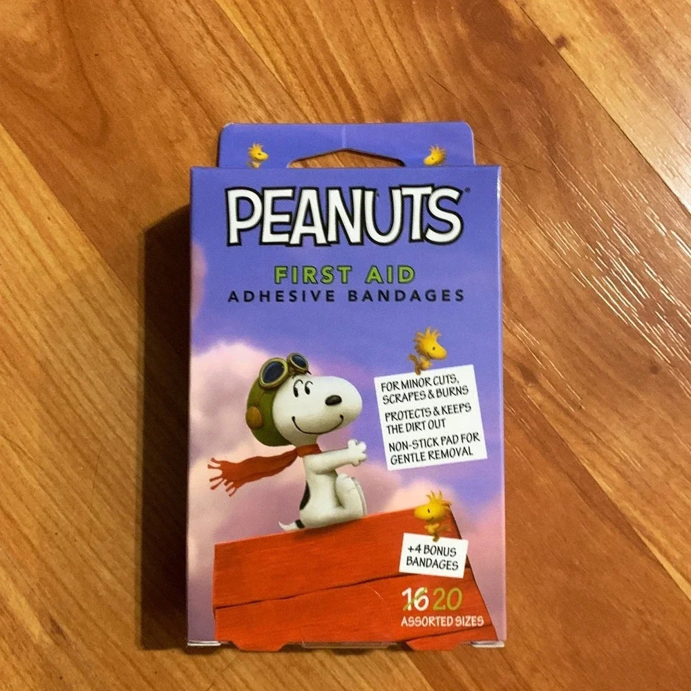 Collectable Snoopy Peanuts Bandages‎