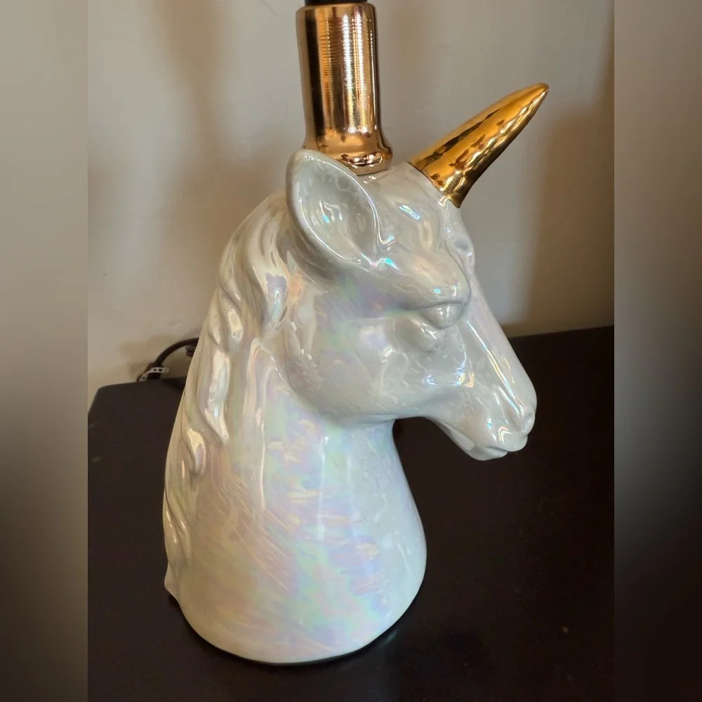 N/A charming unicorn