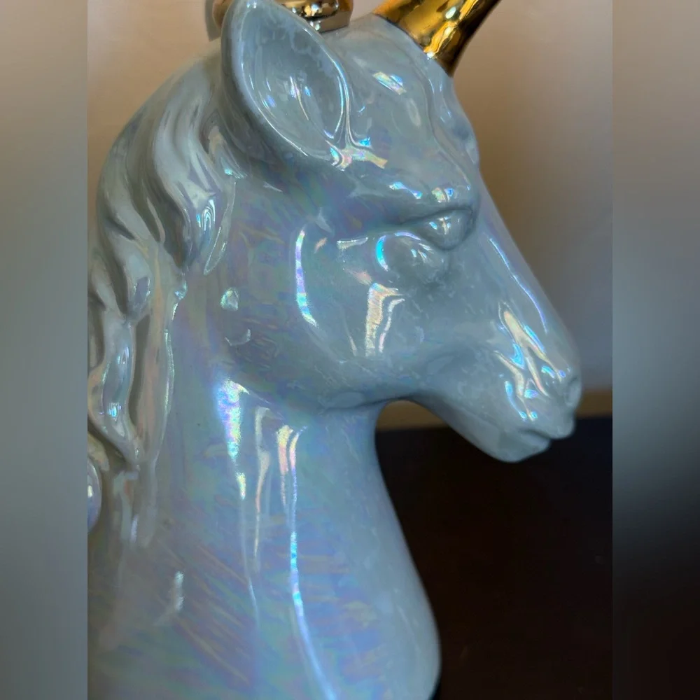 N/A charming unicorn