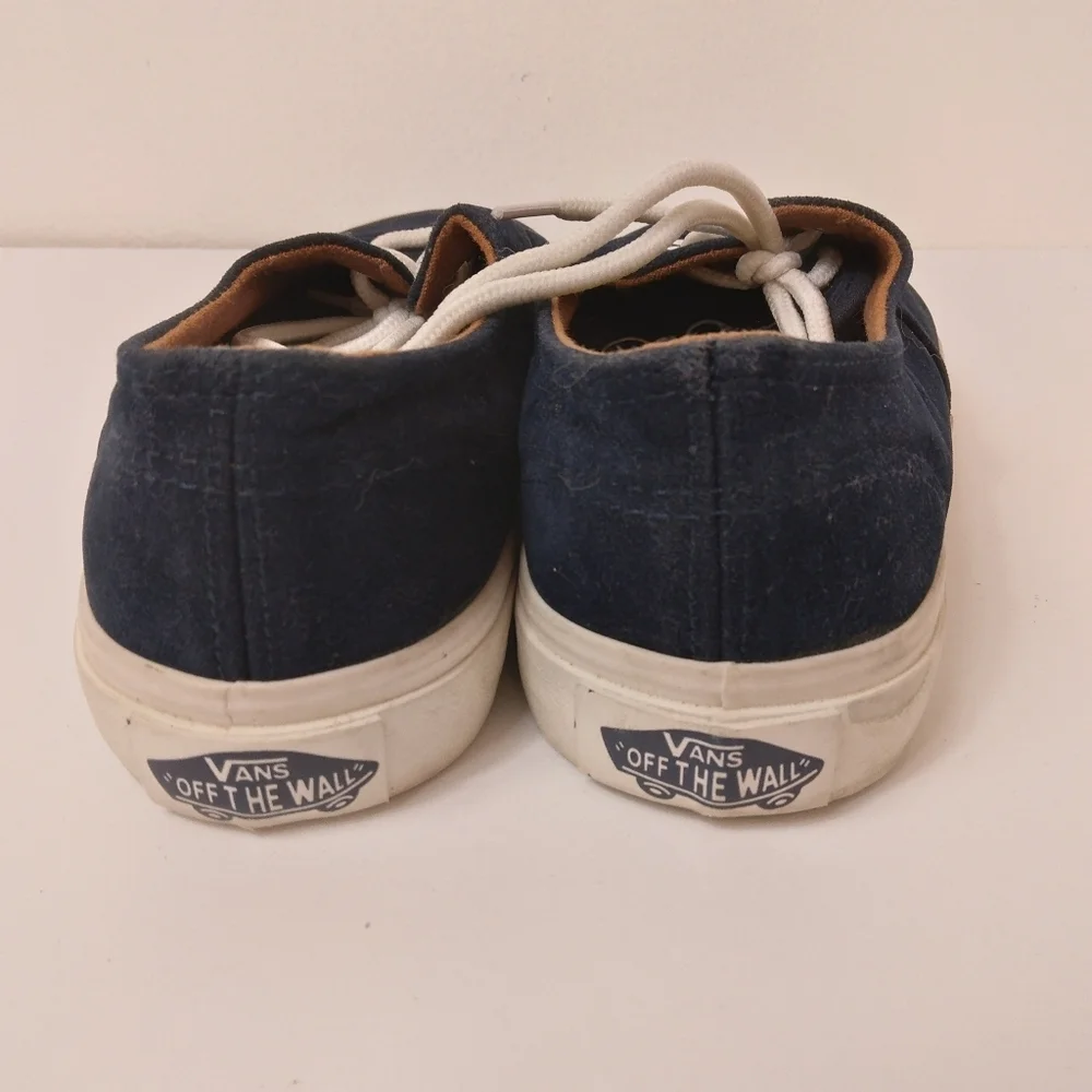 EUC Unisex Blue Sueded Velvet Vans Men's 4.5 Women's 6.5
