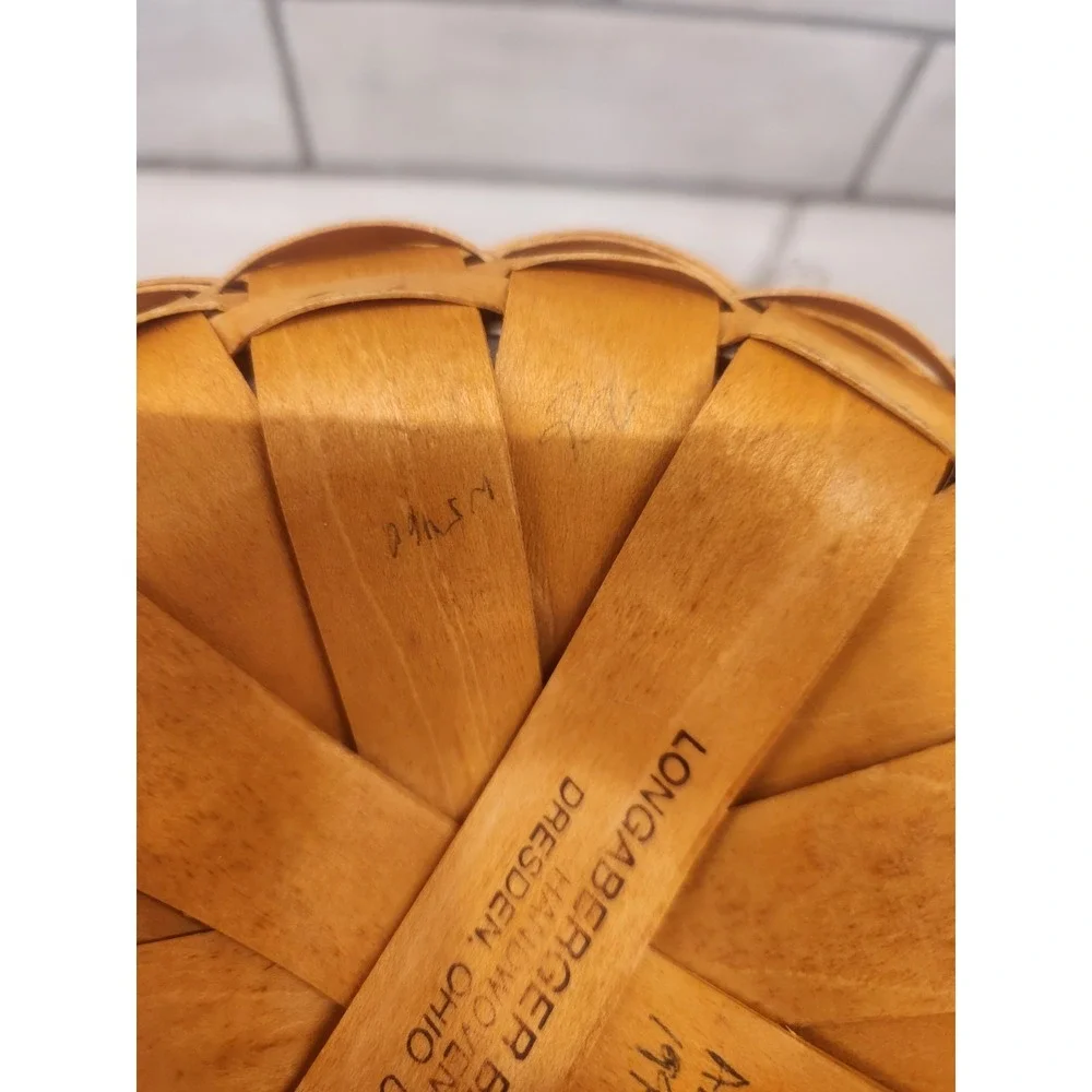 Longaberger Round Basket Garden Splendor Liner & Plastic Liner And Wood Lid 1998