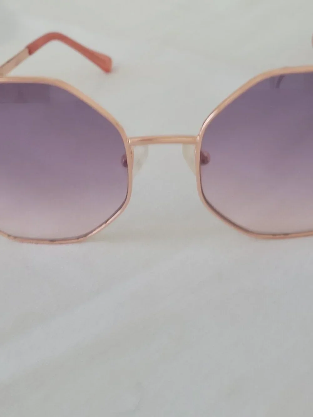 Guess sunglasses pair