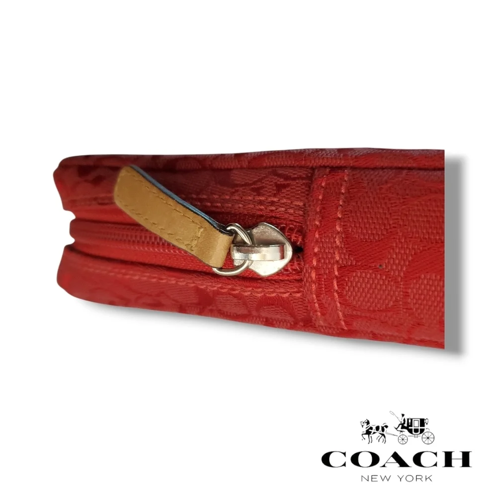 Coach Red Signature Mini C Canvas Tablet/iPad Sleeve – Excellent Condition! 14