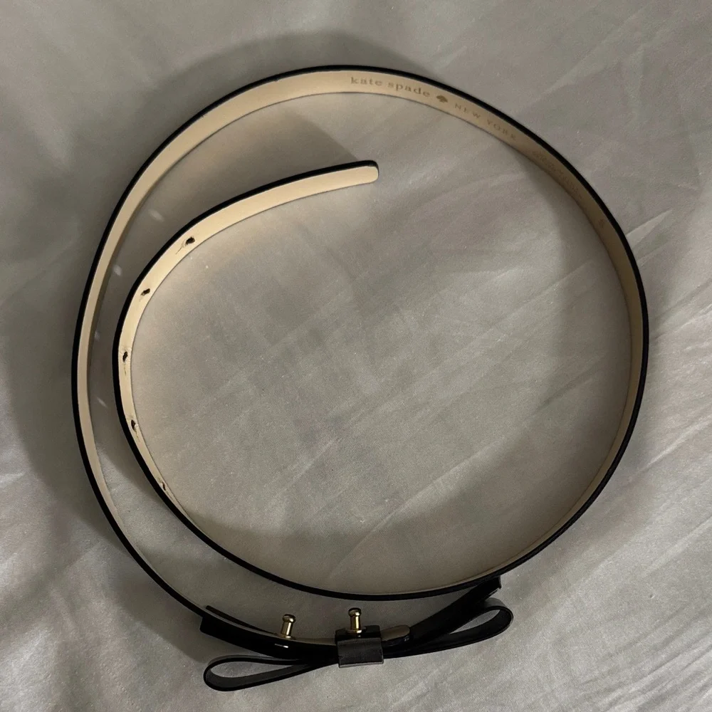 kate spade black patent bow belt