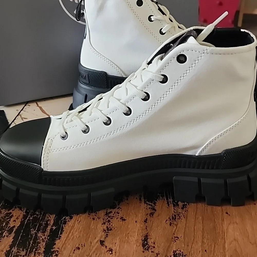 Palladium Revolt HI TX Womens White Chunky Platform Boots New!