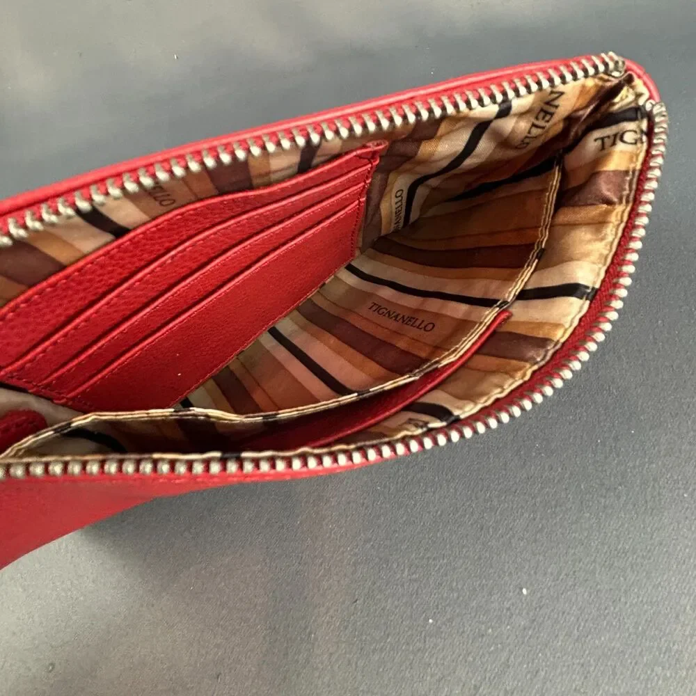 Tignanello Red Leather Zipper Detail Wristlet 5 X 8