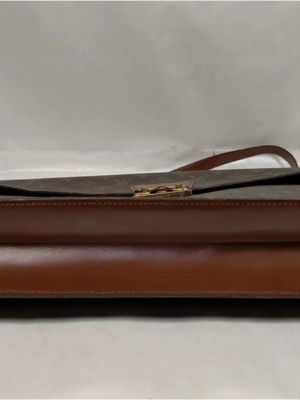 Louis Vuitton classic louis