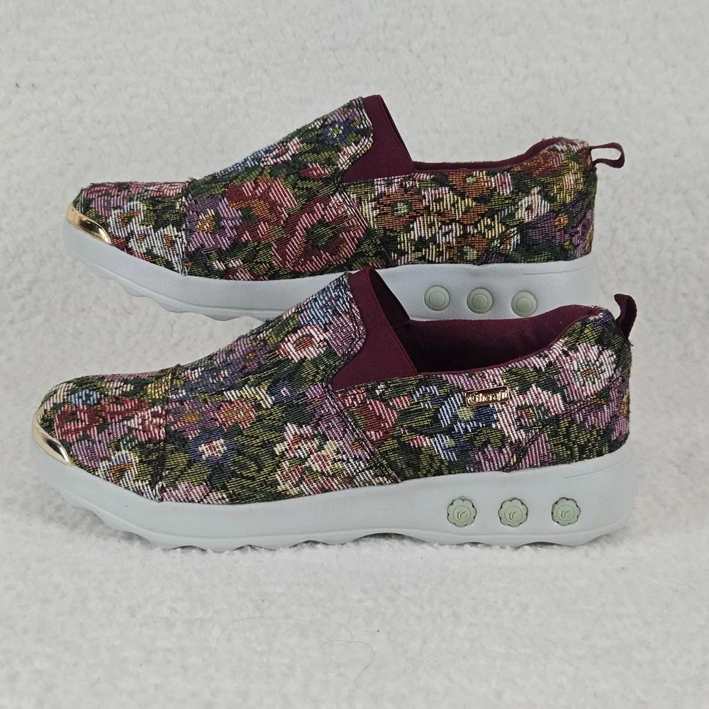 Therafit Womens 8.5 Floral Tapestry Slip On Sneakers Gold Toe Cottagecore Boho
