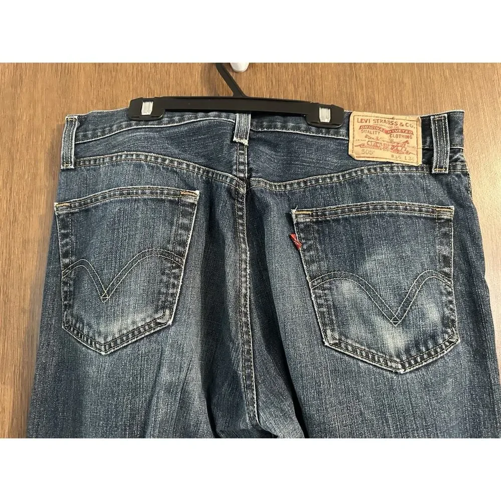 Levis home pair