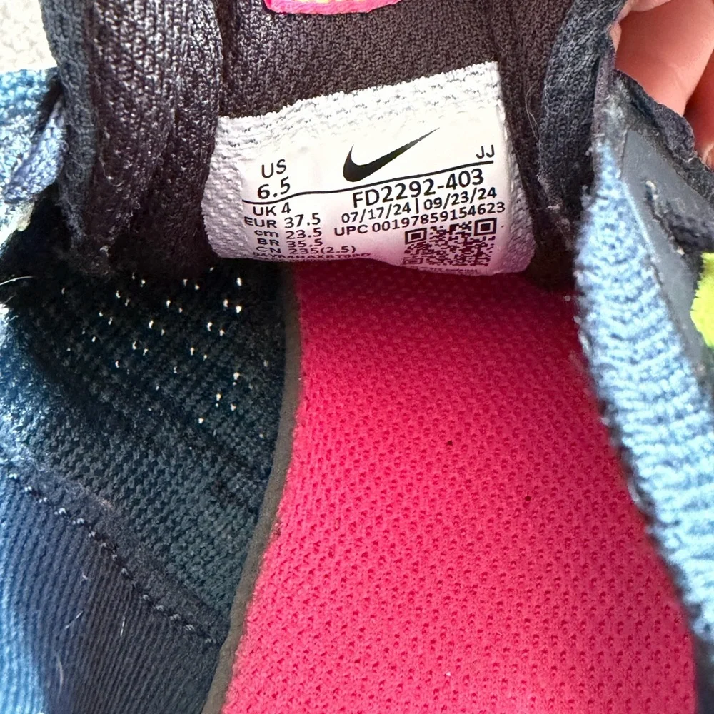 Nike stylish navy