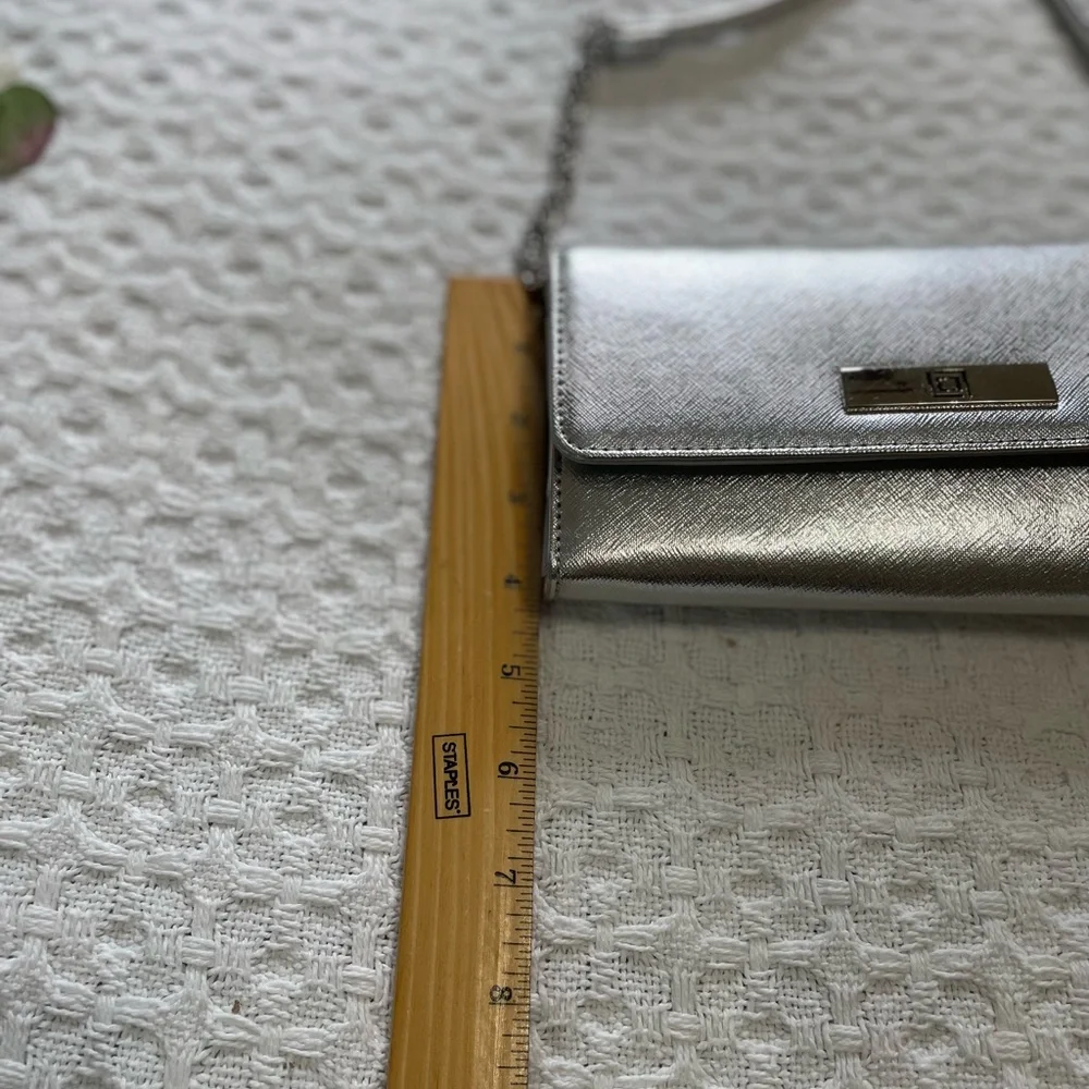 Liz Claiborne Silver Phone Case Wallet with Strap‎