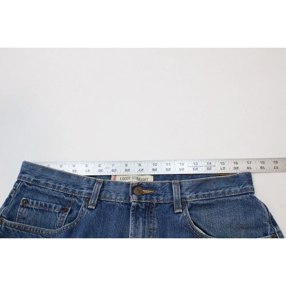 Levis bidding fit
