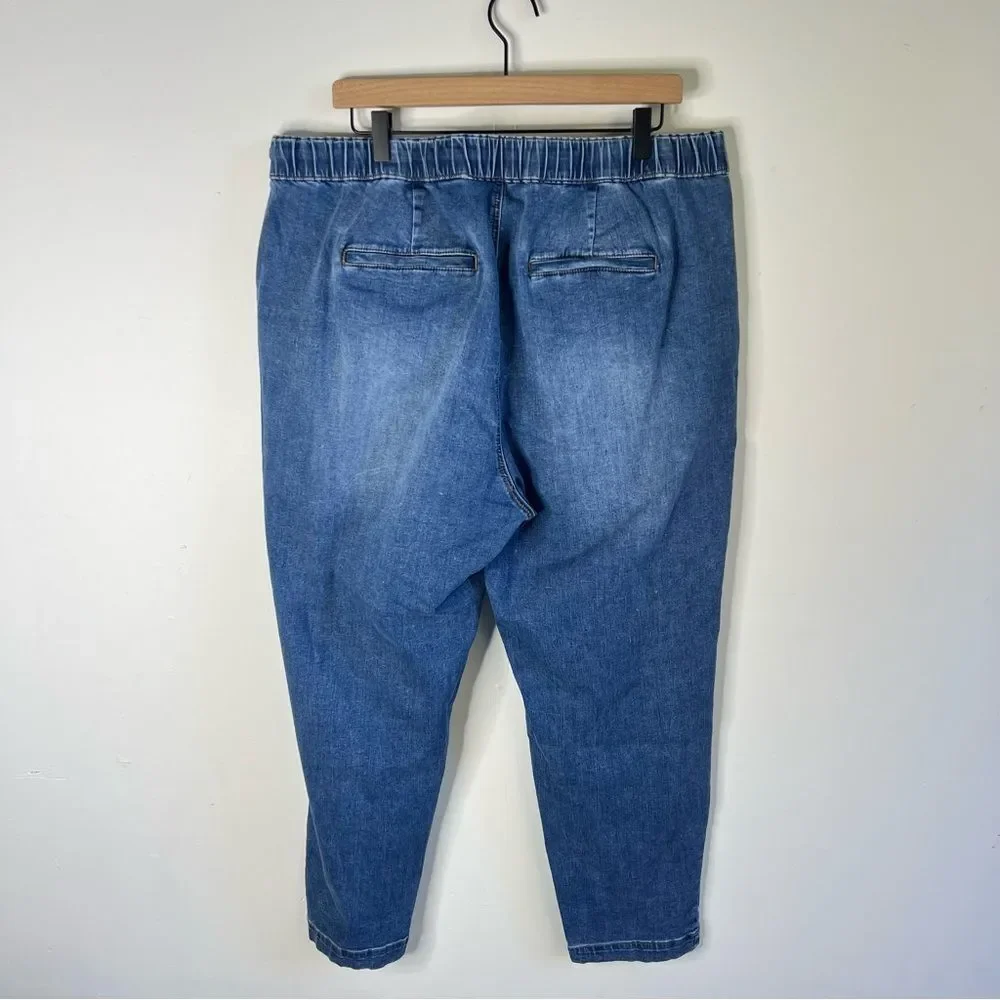 Universal Standard classic straight