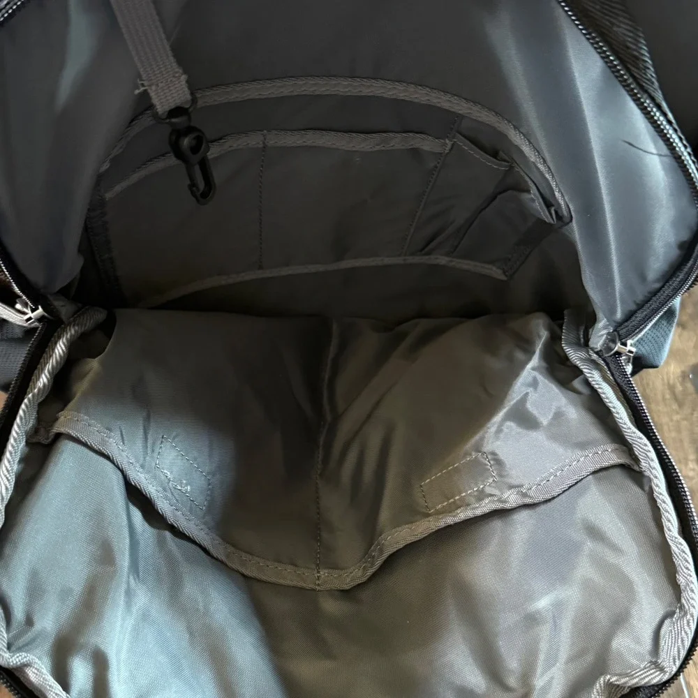 Merrell Messenger Bag Brown Grey Crossbody Laptop Padded Strap Outdoors Gorpcore