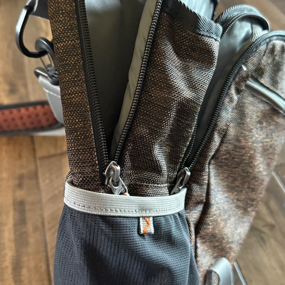 Merrell Messenger Bag Brown Grey Crossbody Laptop Padded Strap Outdoors Gorpcore