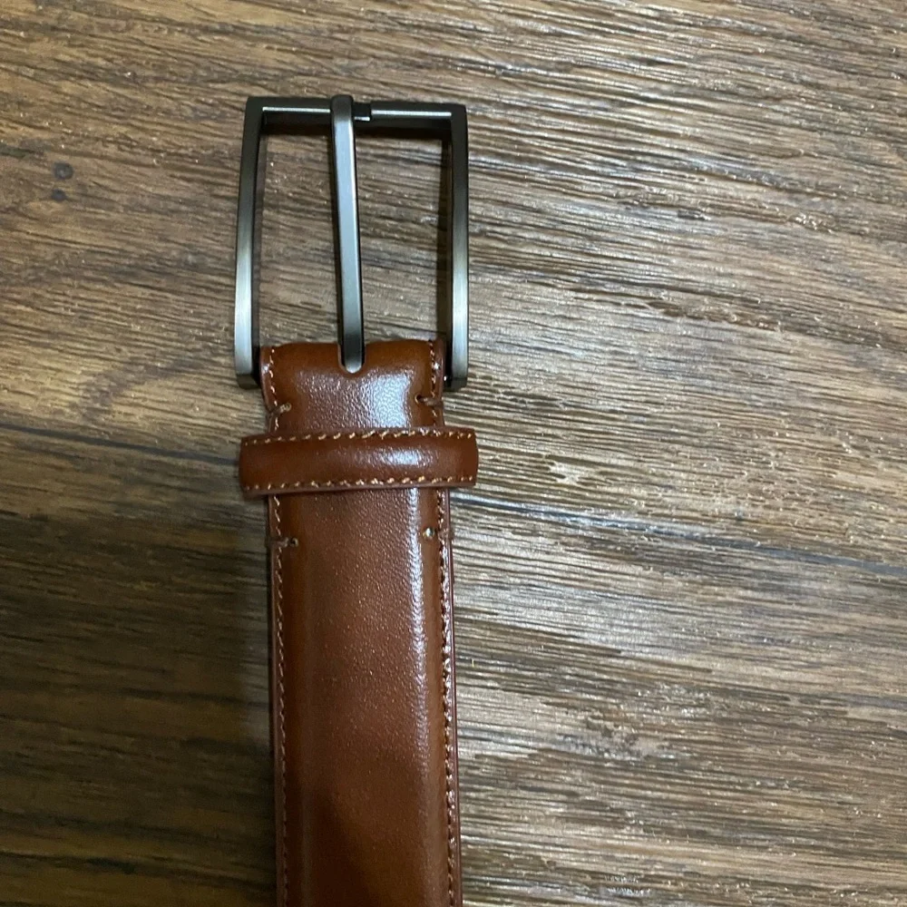 N/A leather belt