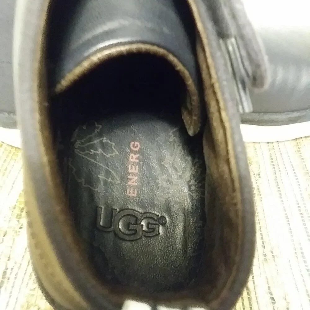 UGG step into