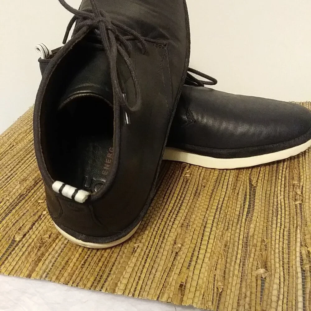 UGG step into