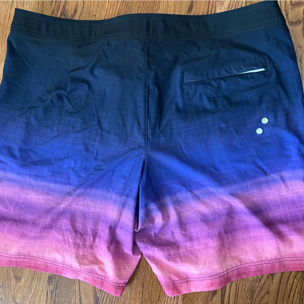 American Eagle By Payless drawstring waistband