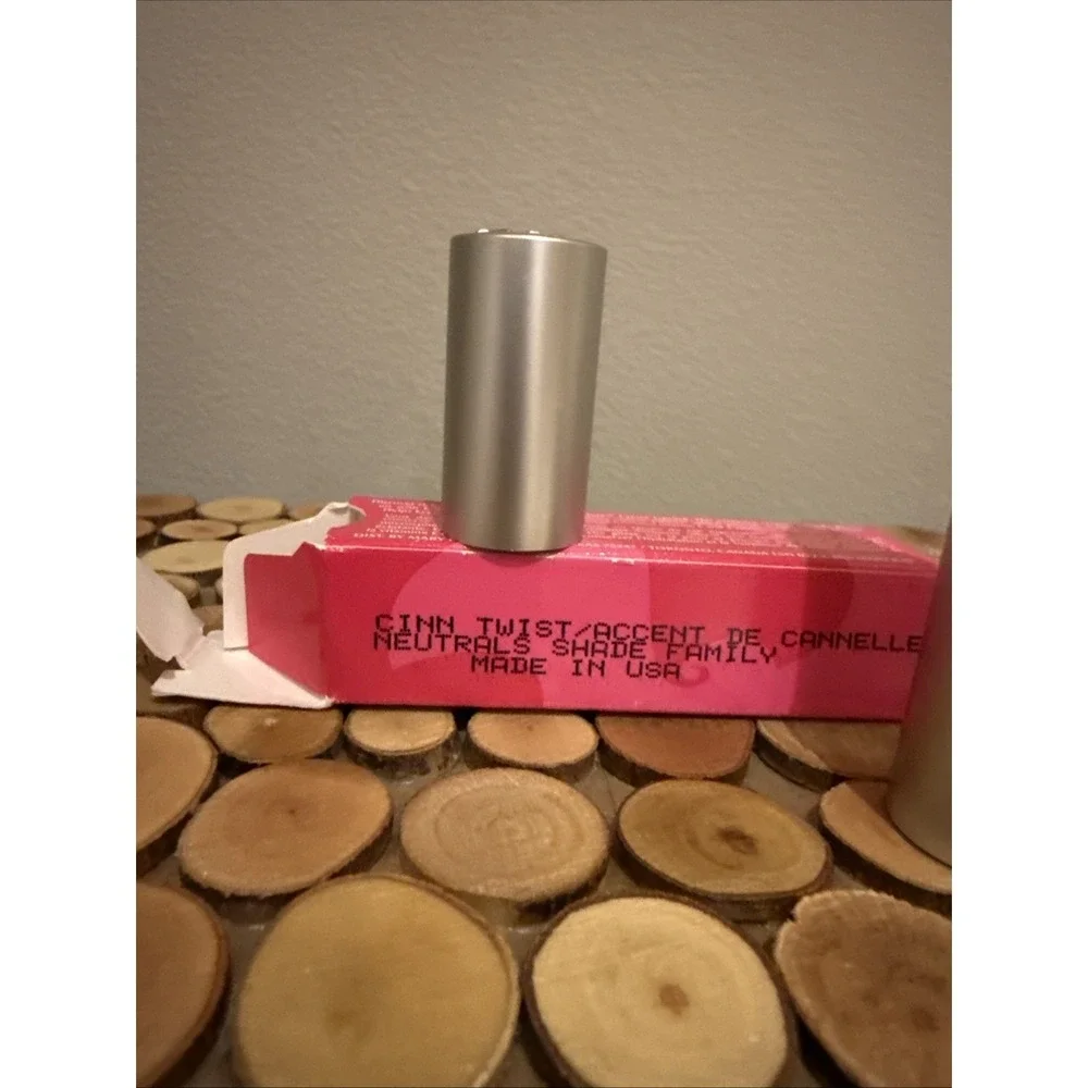 NEW Mary Kay Signature Creme‎ Lipstick Cinnamon Twist 2312 / 231200 Discontinued