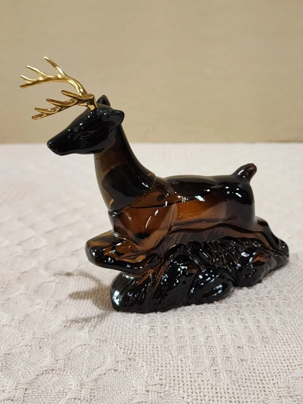 Vintage Avon TEN POINT BUCK DEER Brown Glass Bottle Wild Country Scent 7/8 Full