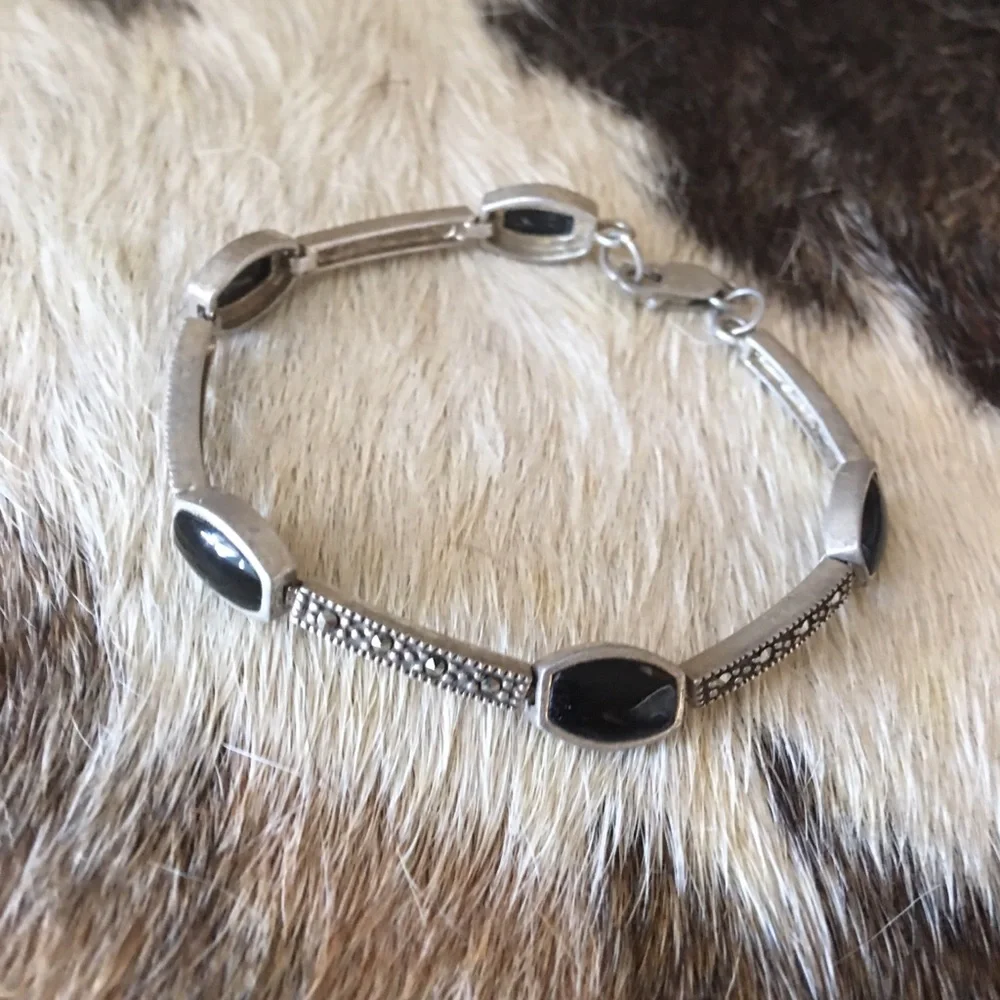 Vintage sterling black onyx marcasite bracelet