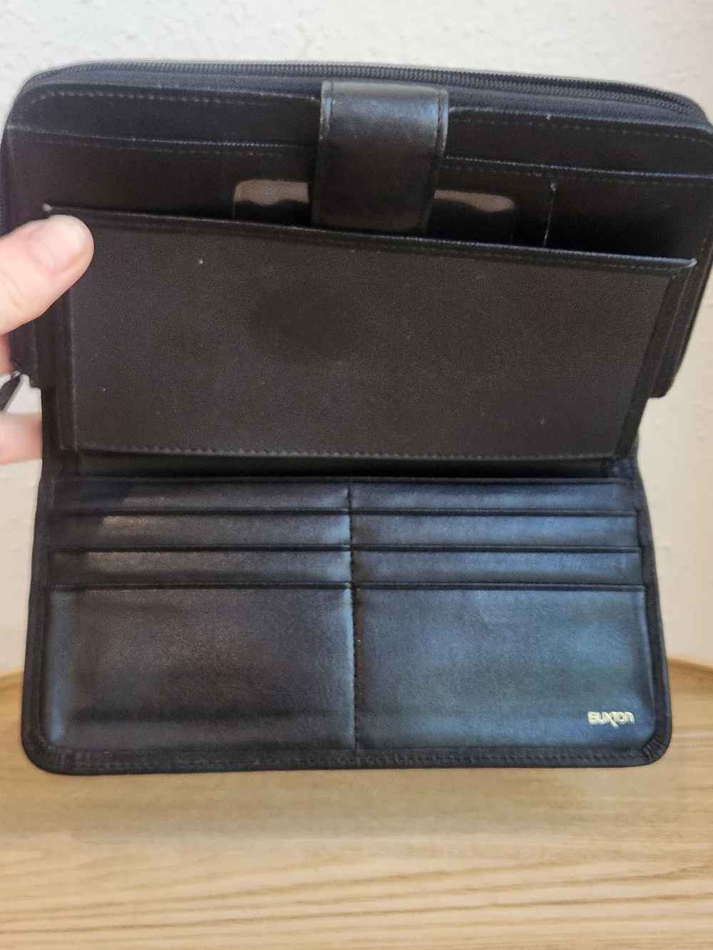Buxton sleek leather
