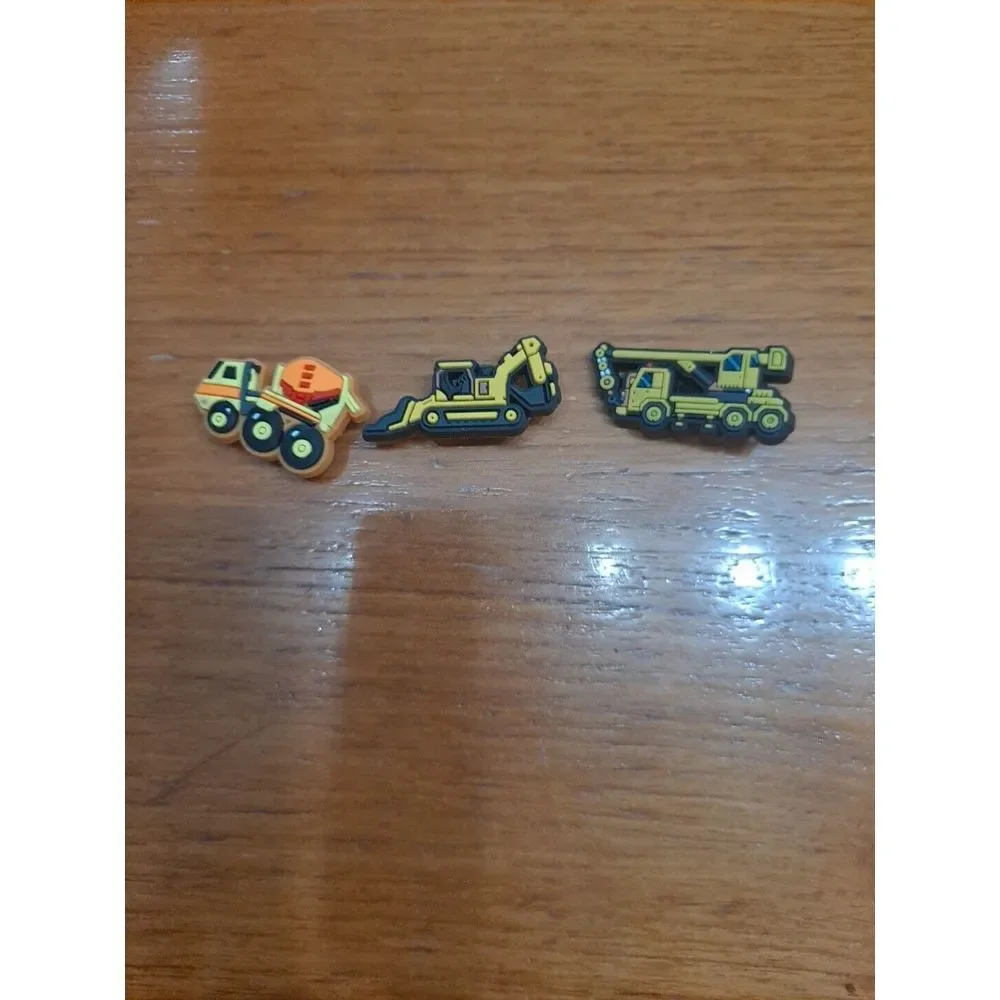 Lot Of 3 Yellow Heavy Duty Construction‎ Themed Croc Charm Jibz