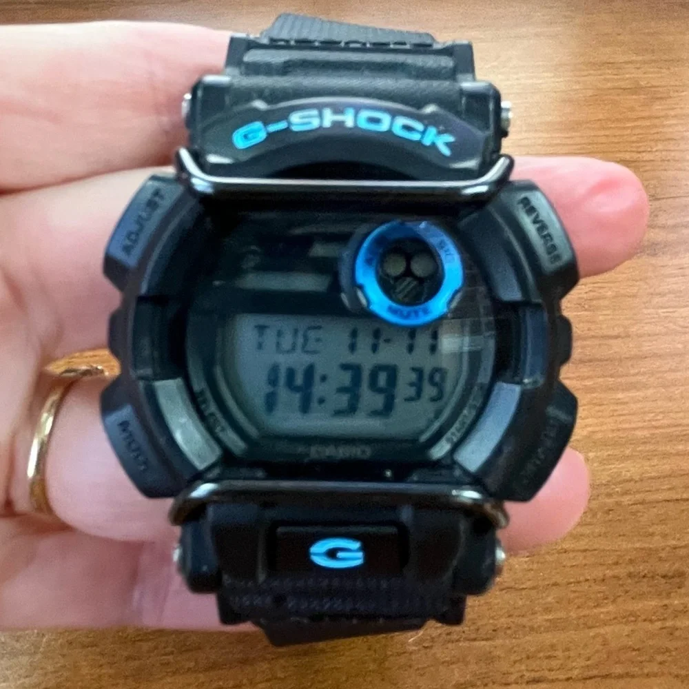Casio features display