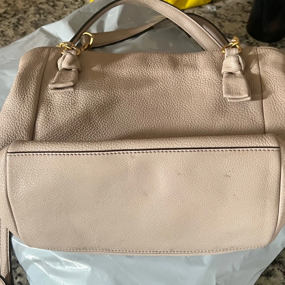 Tory Burch pebbled  Leather Bag