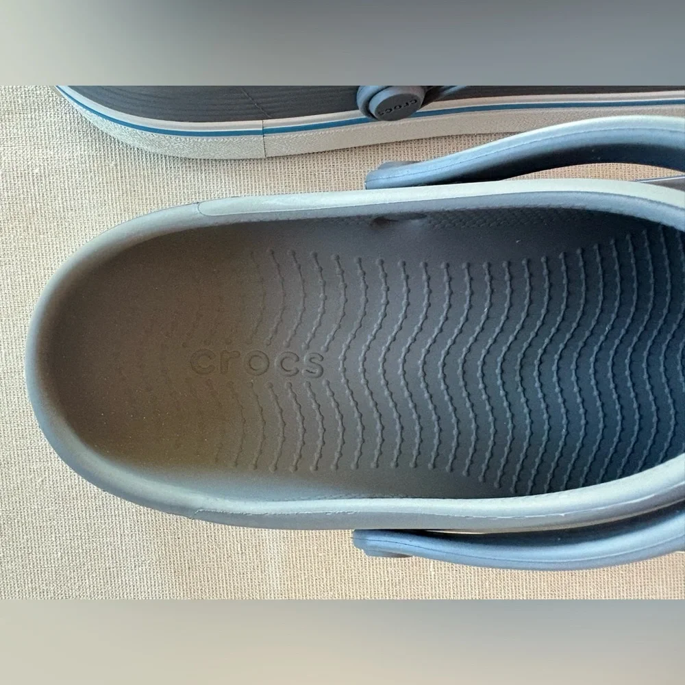 CROCS size 11