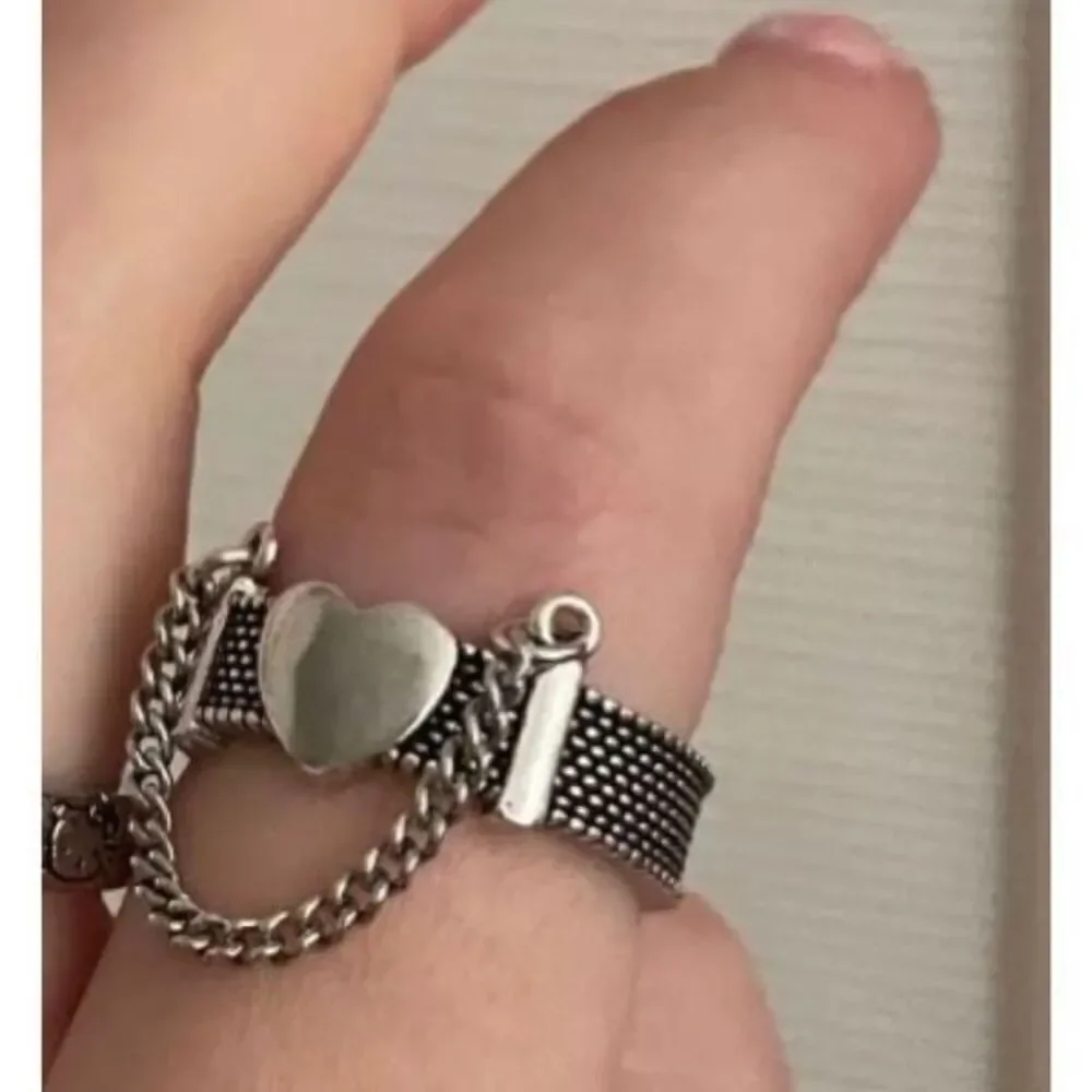 No Brand unchain my